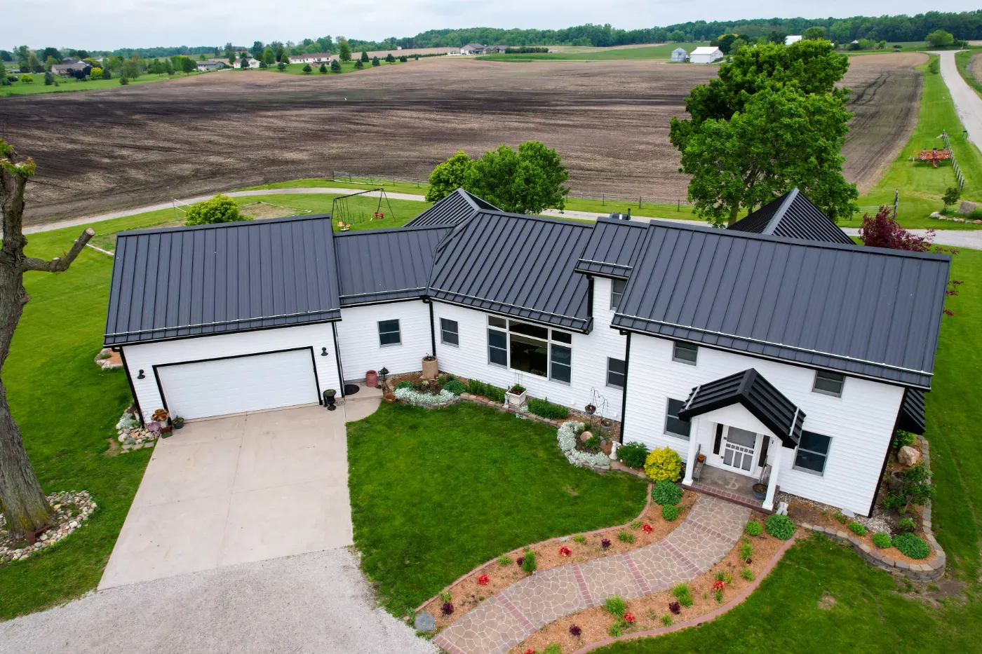 Commercial roof inspection documented in Mount Comfort